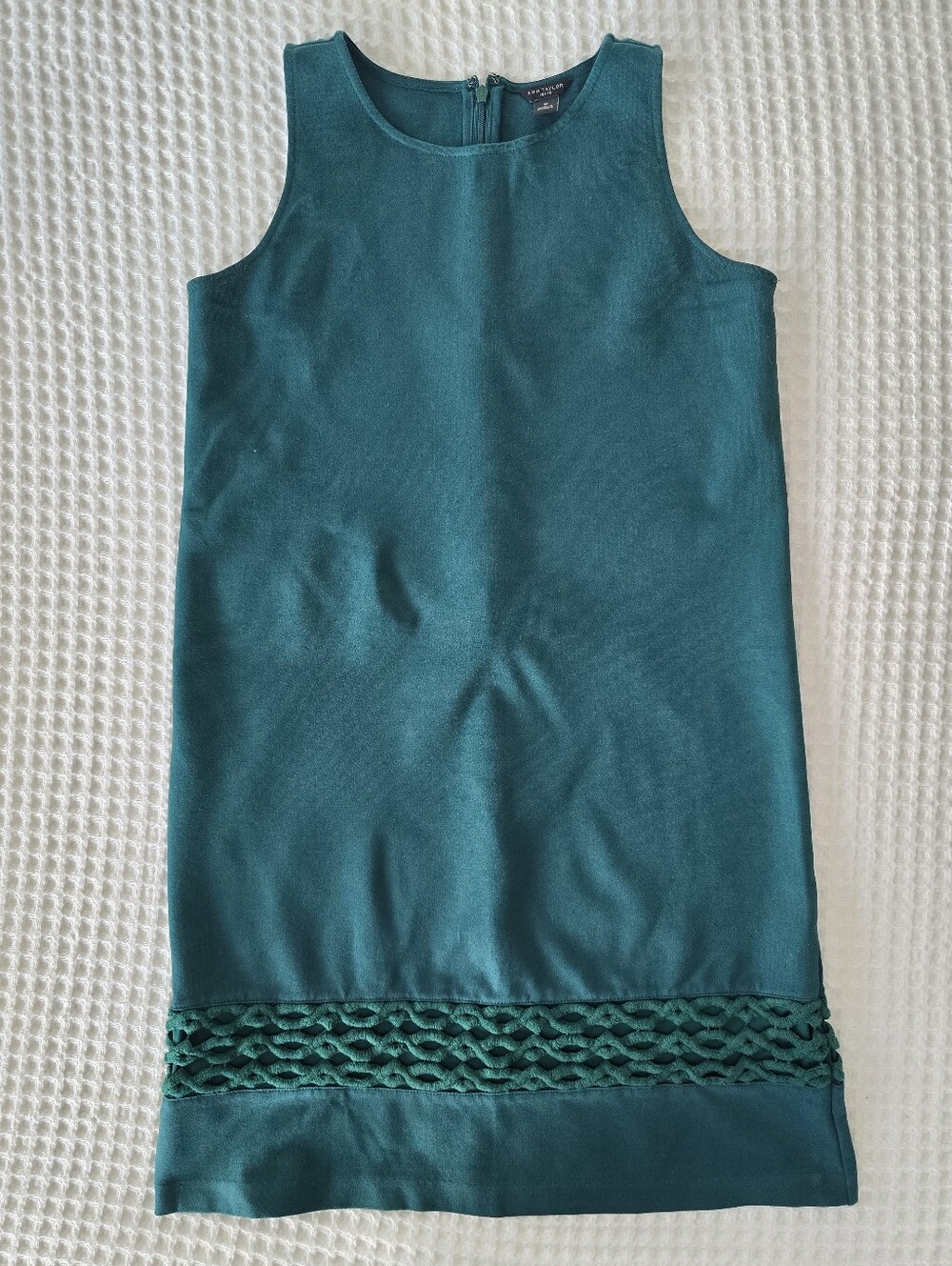 Ann Taylor Petite Green Shift Dress Cutout Hem Sleeveless 2P